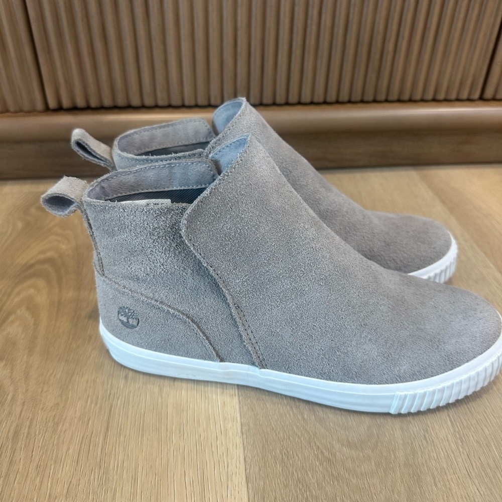 Timberland Tan Slip-On Sneakers Urban Style size 8